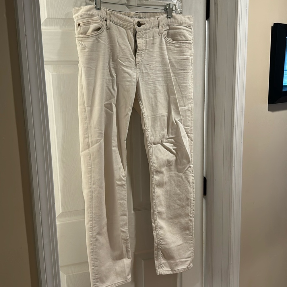 Banana Republic cream denim lose fit